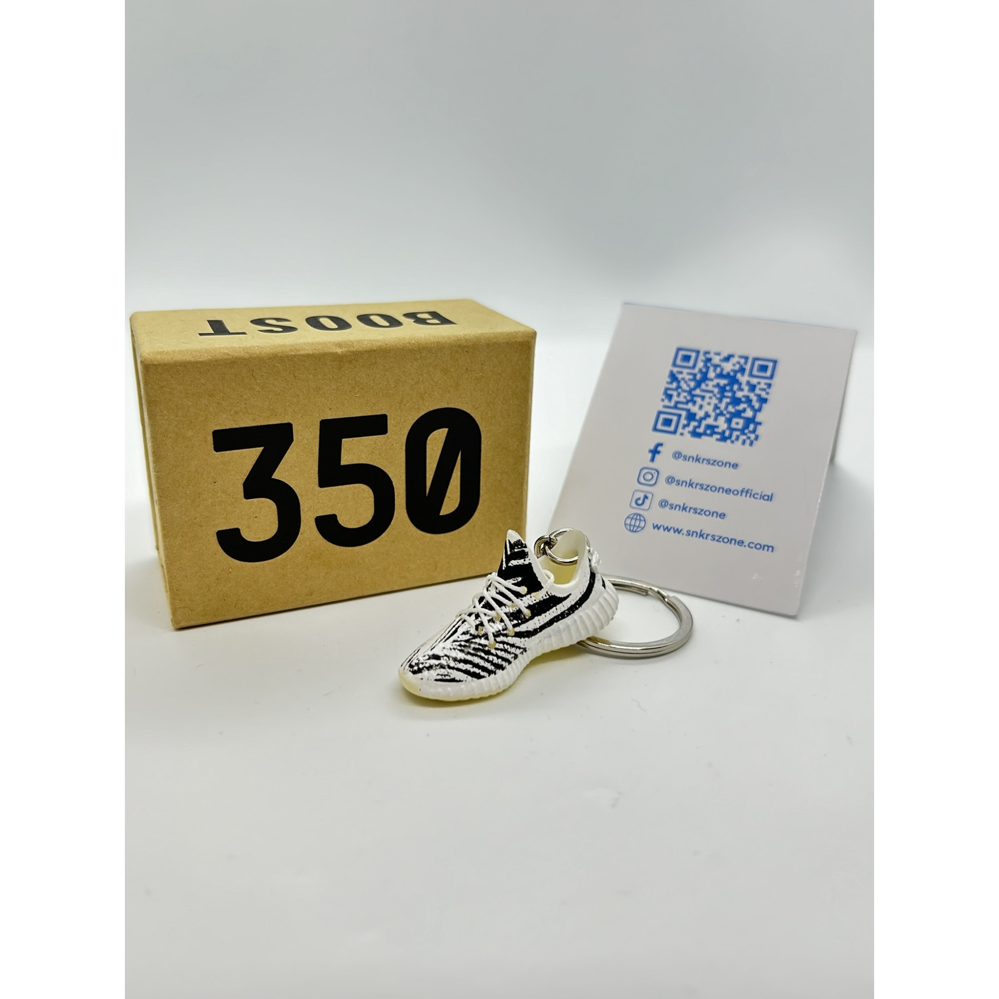 adidas gazelle silver green womens Adidas Yeezy Boost 350 V2 Beluga Keychain