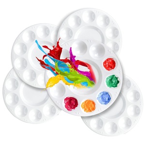 Acuarele, pensule si blocuri de desen