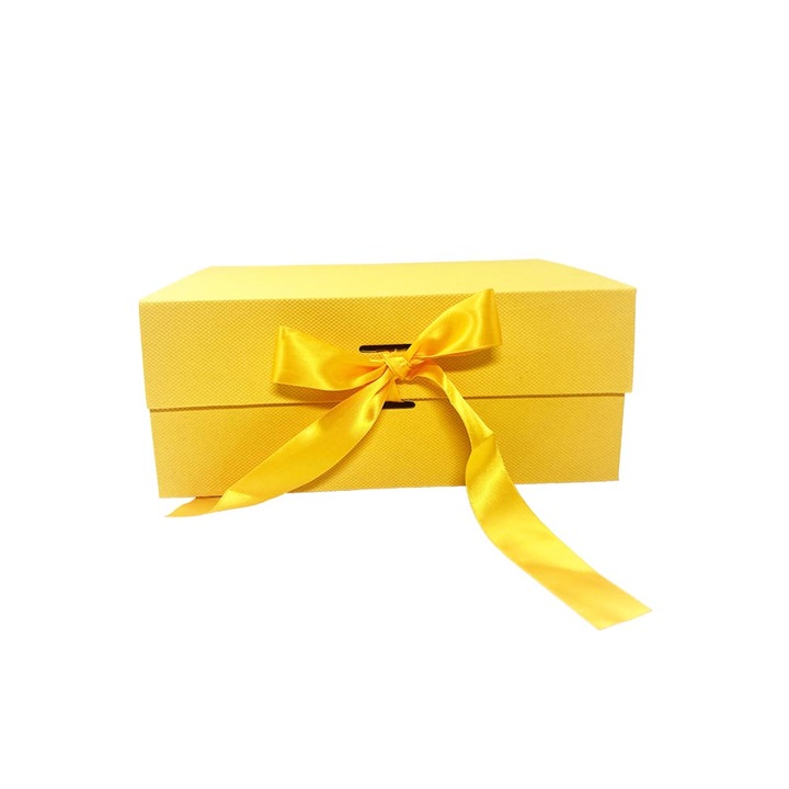 Луксозна подаръчна кутия със сатенена панделка, сгъваема, магнитно затваряне, 32X25X11.50см, жълта
