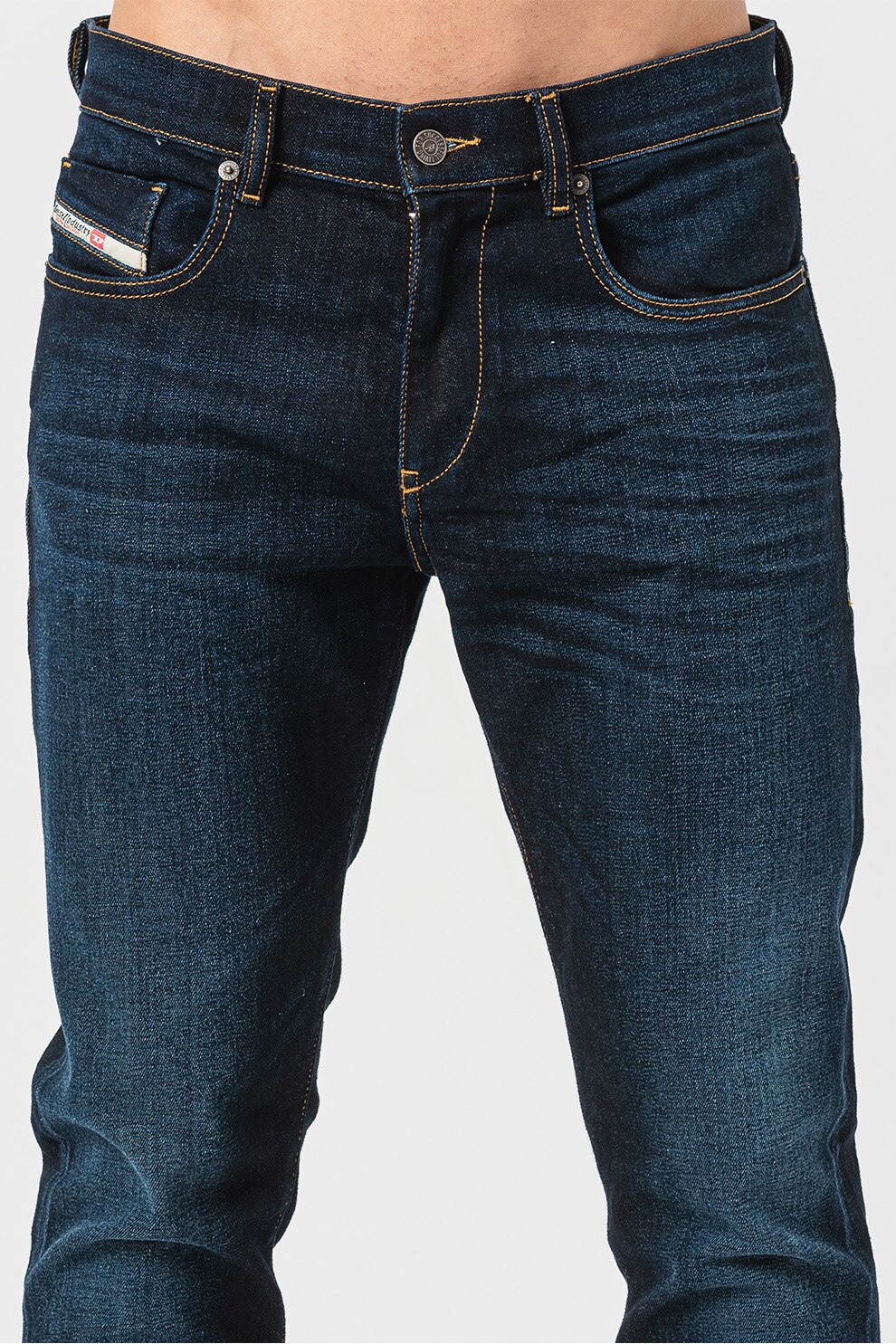 DIESEL　ディーゼル　BUSKY　W31 L32 diesel ディーゼル BUSKY メンズデニム 31インチサイズ W31/L32