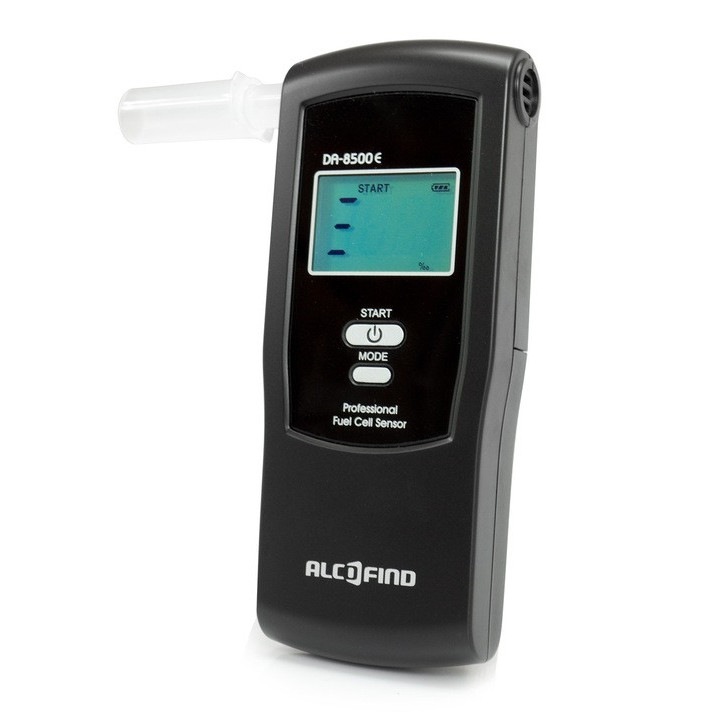 Nagy pontosságú személyi alkoholszonda, AlcoFind, DA-8500E, 100 fúvókát tartalmaz, Az utolsó 50 eredmény memóriája, LED-kijelző, elemjelző, hangjelzés, hangok, elektrokémiai érzékelő