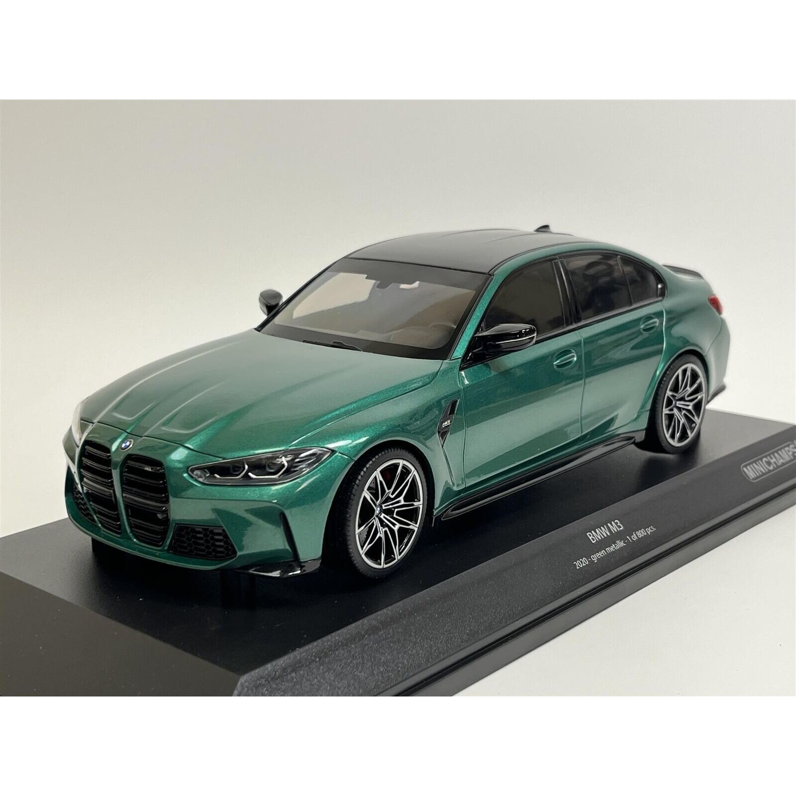 Macheta BMW M3 2020 green metallic 1of 800 pcs - 1/18 Minichamps