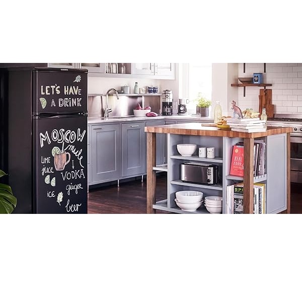 Frigider Severin, H 143.4 cm, capacitate 205 l, consum redus, 3 rafturi din sticla securizata, compartiment pentru fructe/legume, 3 rafturi pe usa, control temperatura, usi reversibile, tava pentru gheata, compartiment pentru congelare 41 l, negru