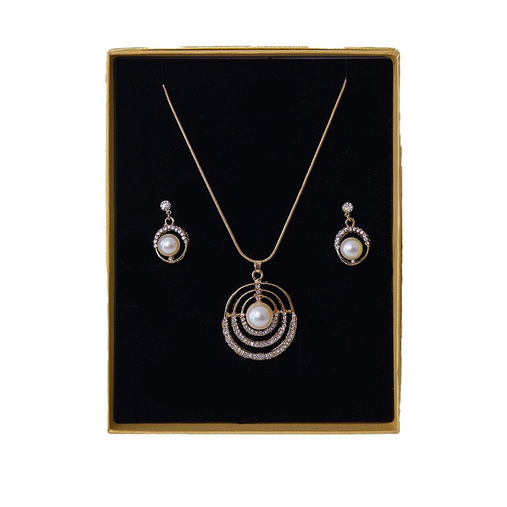 Set accesorii Feeling, din inox, cu cercei, lantisor si pandativ cu cristale, in cutie eleganta, DejaVu Gold pearl, Velve