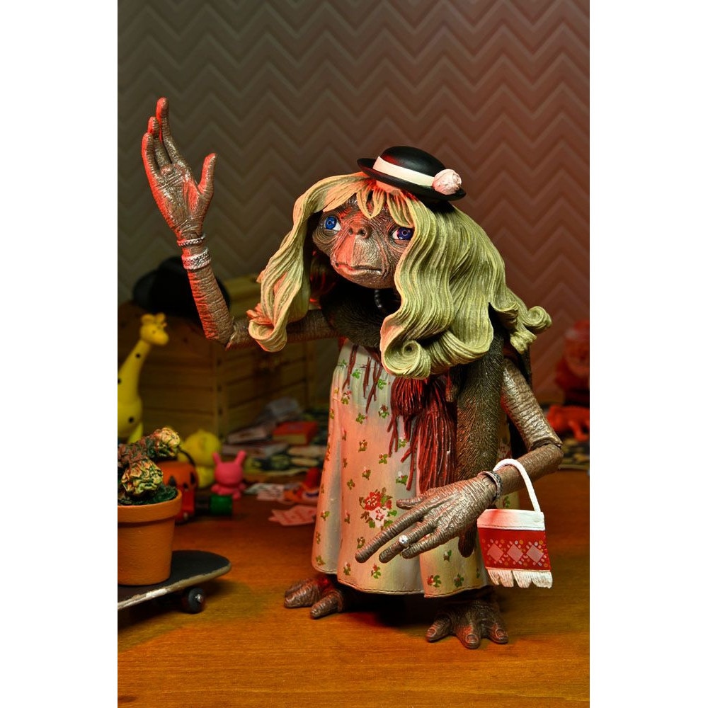 Figurina E.T. the Extra-Terrestrial Action Figure Ultimate Dress
