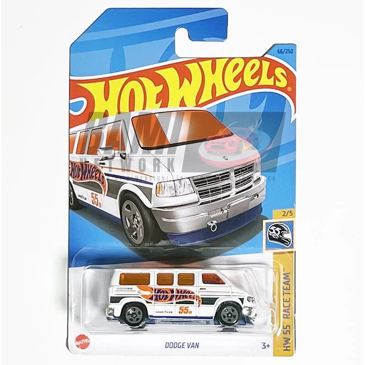 Количка за игра Hot Wheels Dodge Van Metallic Car, колекция 2023, бял, 1:64