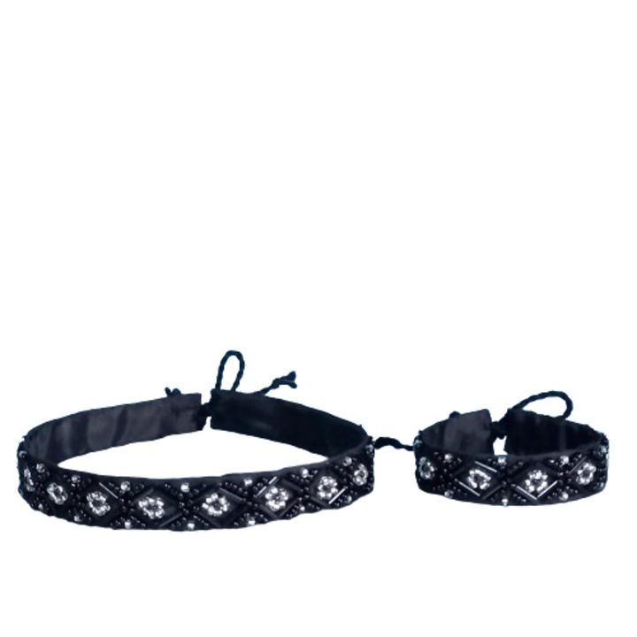 Set zgardana si bratara, cusut cu margele negru cu argintiu