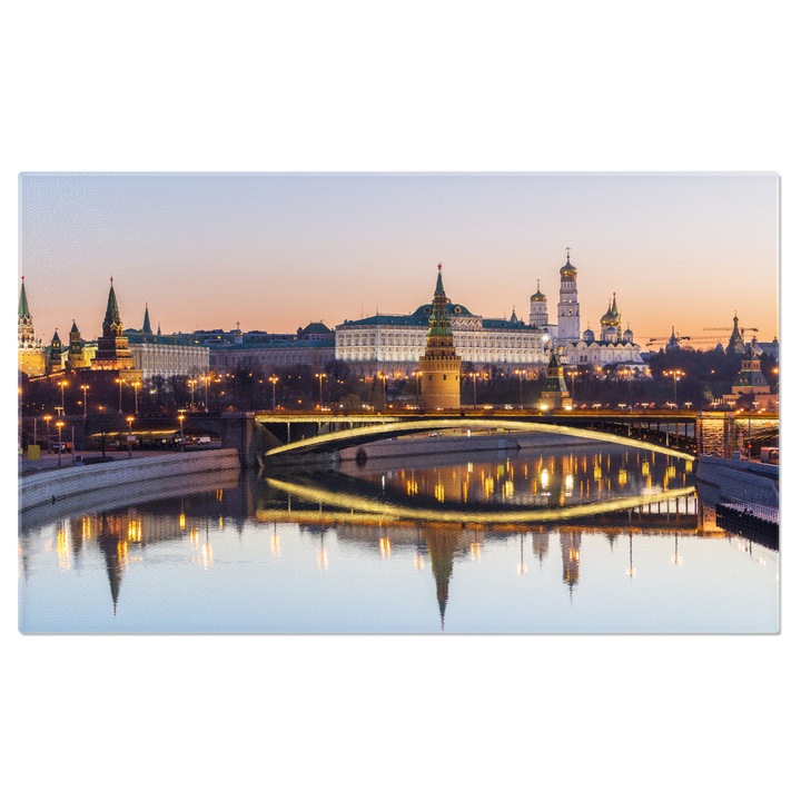 Кремъл и река Москва Картина на платно Кремъл, Москва, архитектура, столица, градски пейзаж 120x80CM