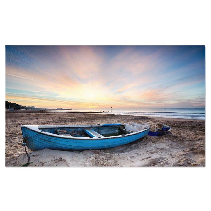 Tablou Canvas Barca de Pescuit la Rasarit Plaja, Rasarit, Marea Britanie, Vacanta, Ocean 70x50CM