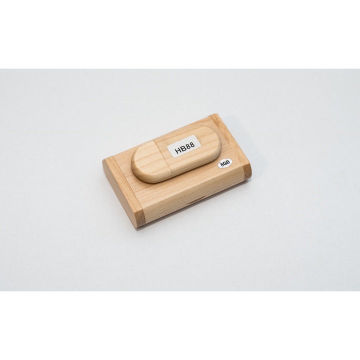 Memorie Usb 8GB, USB 3.0 cutie si stick lemn model oval natur
