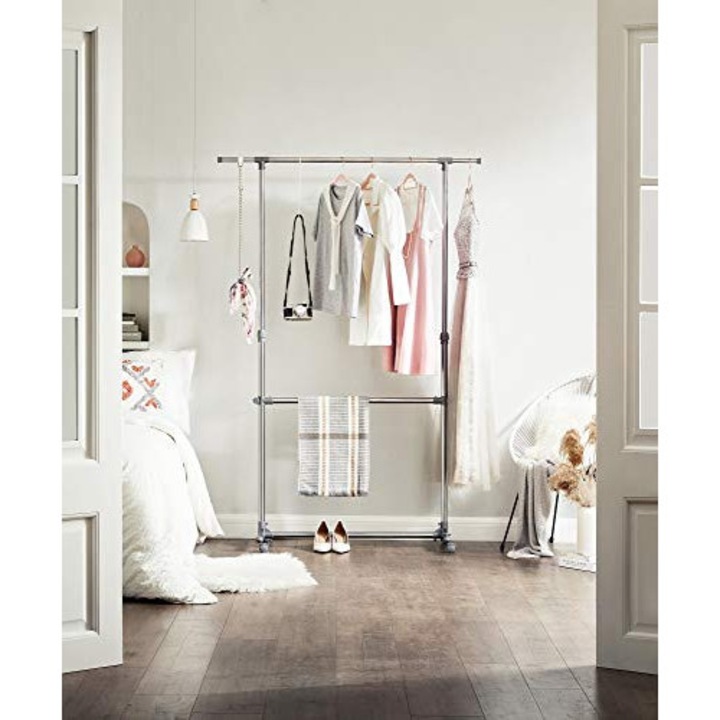 Suport pentru haine reglabil cu roti, Songmics, 2 sine, 101-163 x 49 x 113-198 cm, ‎LLR401, Gri