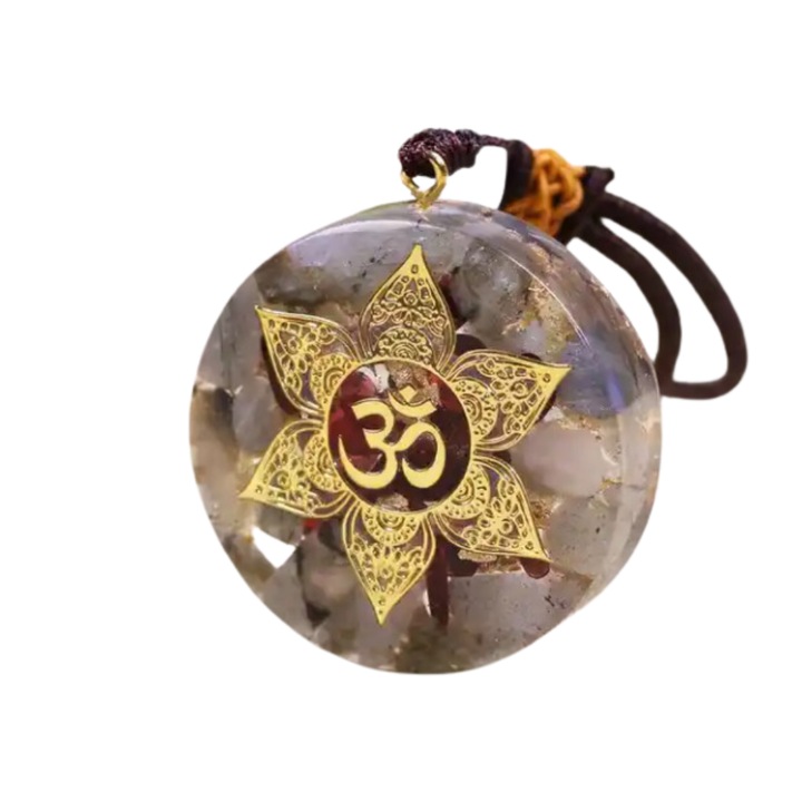 Pandantiv energizant din orgonit si cristale de ametist gravat cu mantra AUM