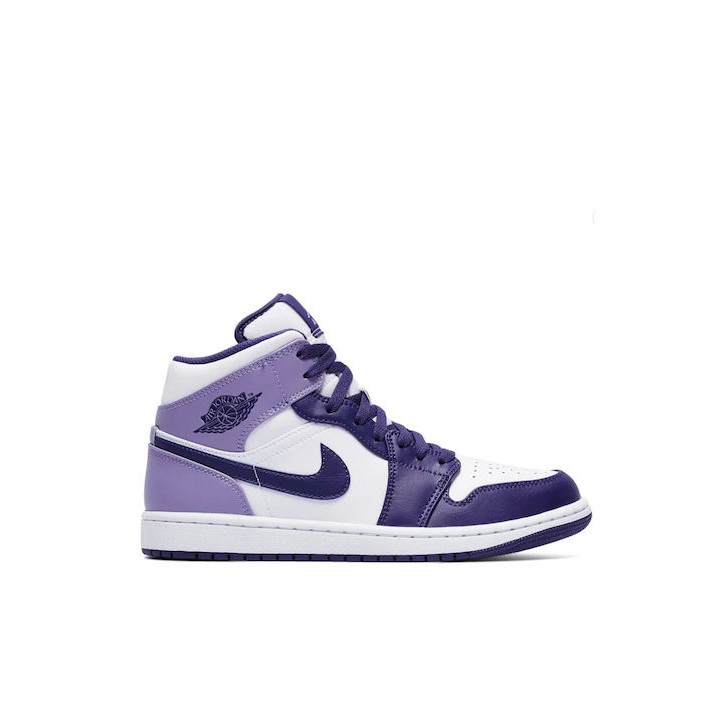 Pantofi sport barbati Nike Jordan 1 Mid, Piele naturala, Alb/Violet, 45.5 EU