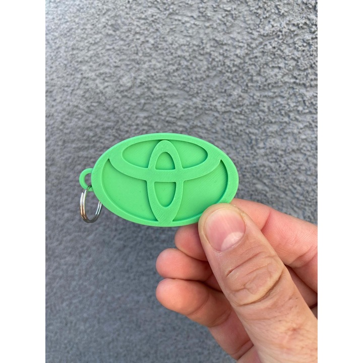 Breloc chei, "TOYOTA", 65 X 39 mm verde