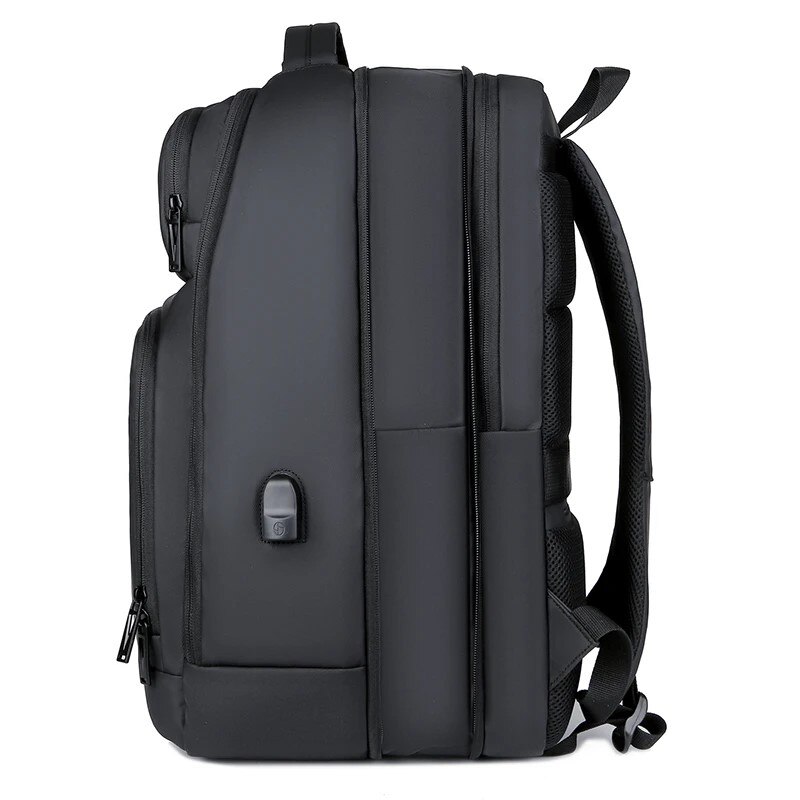 Rucsac laptop 17" pentru calatorii, expandabil, cu buzunar antifurt si port USB, Escalate, 31x19/24x47 cm, Negru
