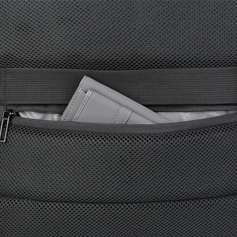 Rucsac laptop 17" pentru calatorii, expandabil, cu buzunar antifurt si port USB, Escalate, 31x19/24x47 cm, Negru