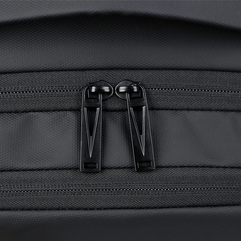 Rucsac laptop 17" pentru calatorii, expandabil, cu buzunar antifurt si port USB, Escalate, 31x19/24x47 cm, Negru