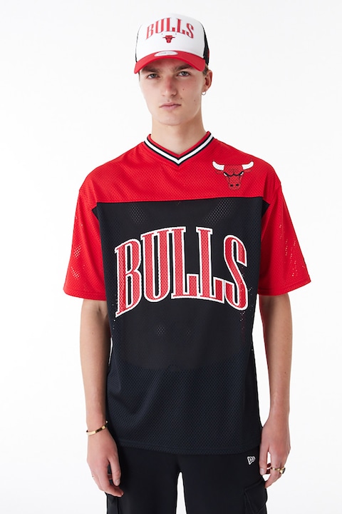 New Era, Тениска Chicago Bulls с шпиц и лого, Червен/Черен