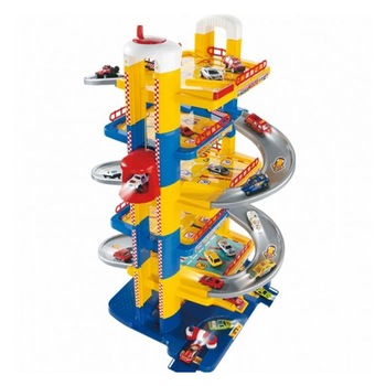 Parcare supraetajata Molto cu 6 niveluri Parcare supraetajata Molto cu 6 niveluri