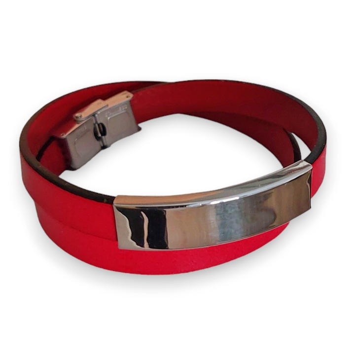 Bratara din piele naturala, cu inchizatoare din otel inoxidabil.