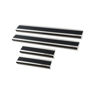 Autós dekorációk és tuning alkatrészek