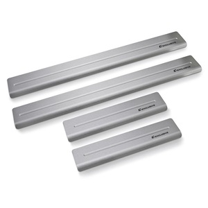 Autós dekorációk és tuning alkatrészek