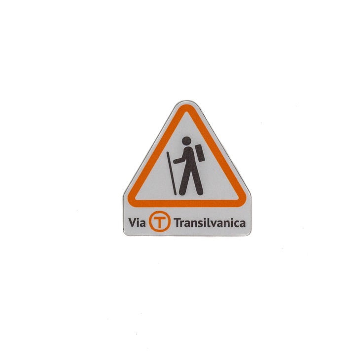 Magnet "Atentie! Drumeti pe Via Transilvanica", 6.5x6 cm, Portocaliu intens