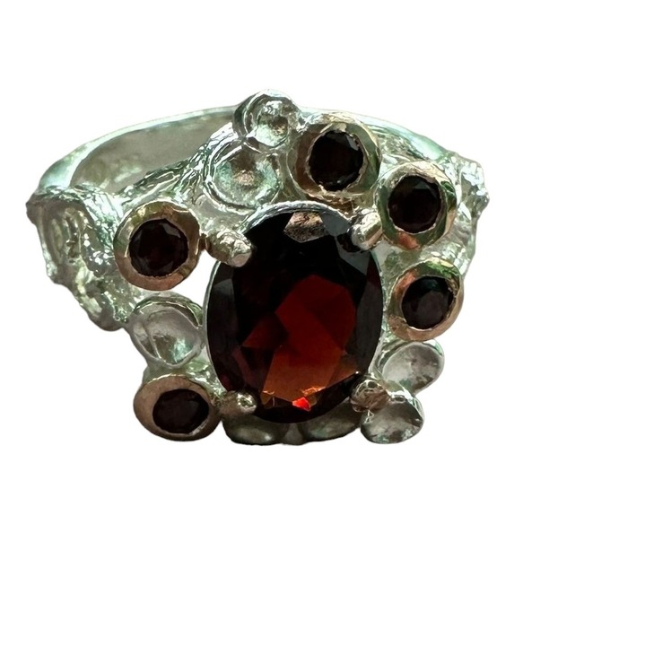 Inel din argint granat