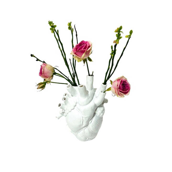 Vaza decorativa in forma de inima anatomica, Alba