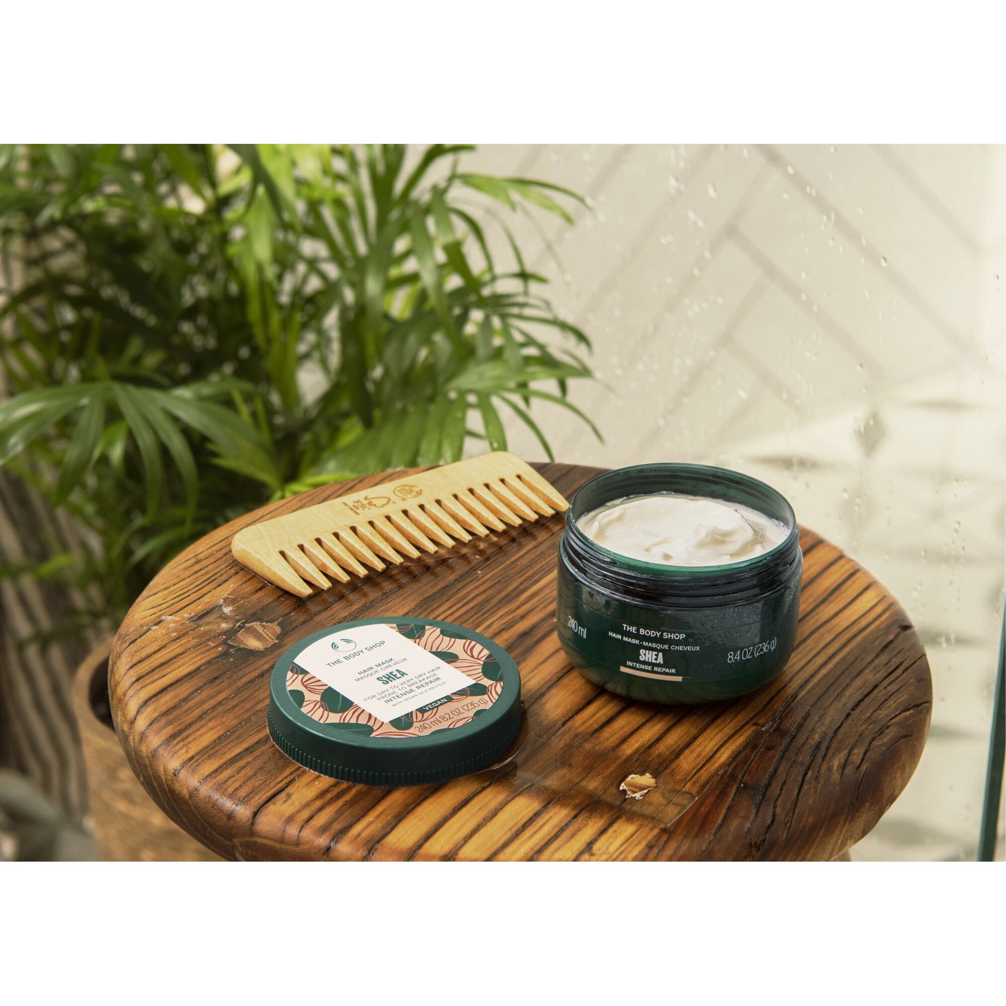 Masca intens hranitoare pentru par Shea Butter, The Body Shop, 240 ml