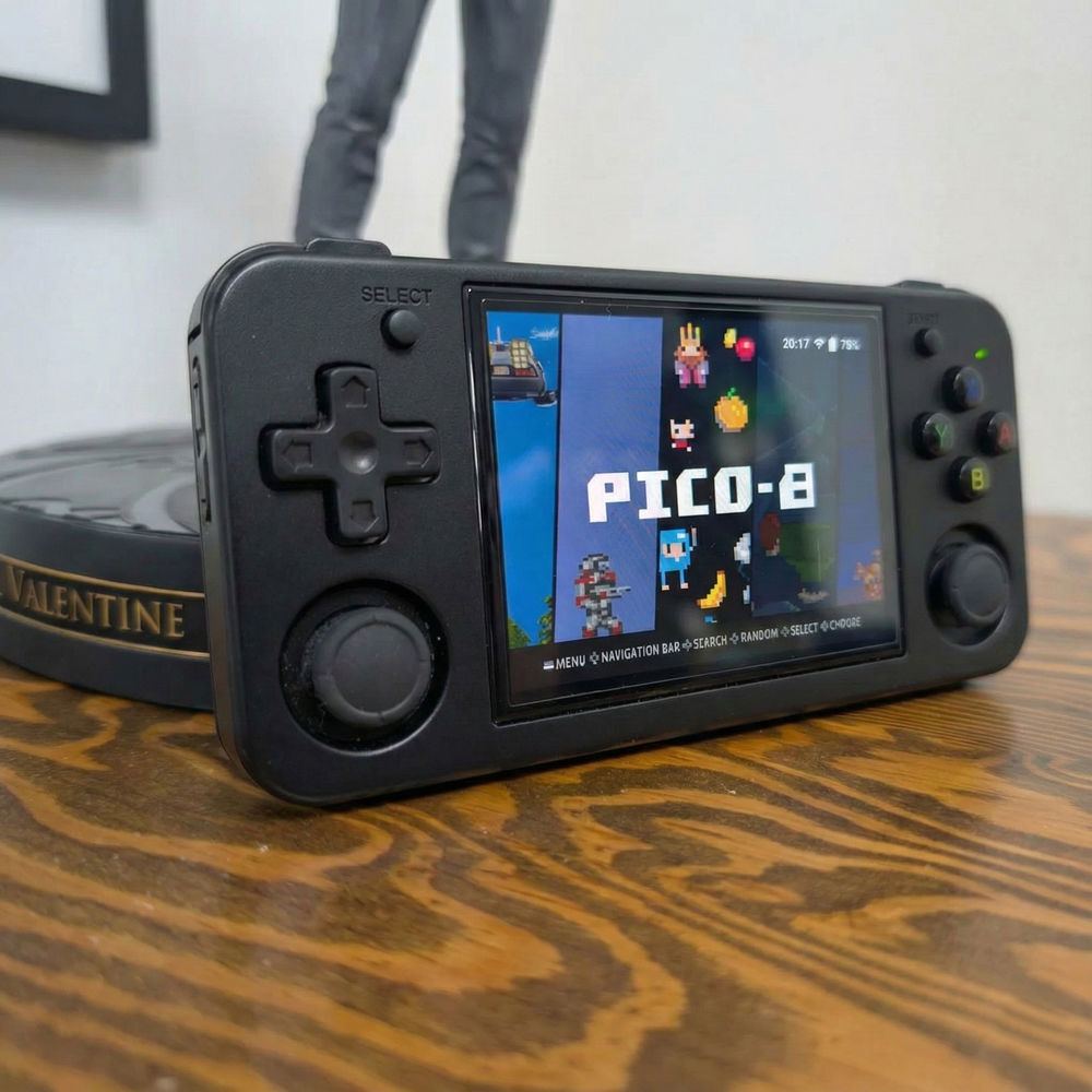 Consola portabila retro ANBERNIC RG35XX H cu jocuri, Bluvista®, quad core Cortex-A53 1.5GHz, 1GB LPDDR4, IPS LCD 3.5" 640x480, 3300 mAh, WiFi 5, Bluetooth 4.2, Negru