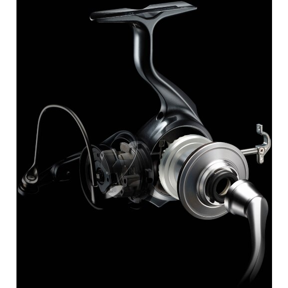 Mulineta Daiwa 24 Certate LT FC 2000-P - eMAG.ro