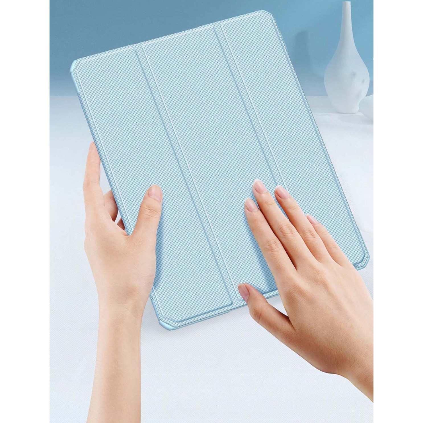 Husa premium pentru tableta Samsung Galaxy Tab S9/S9 FE, 11inch, Sigloo, interior de piele sintetica, cu suport Smart Pen, spatele din policarbonat transparent, Blue