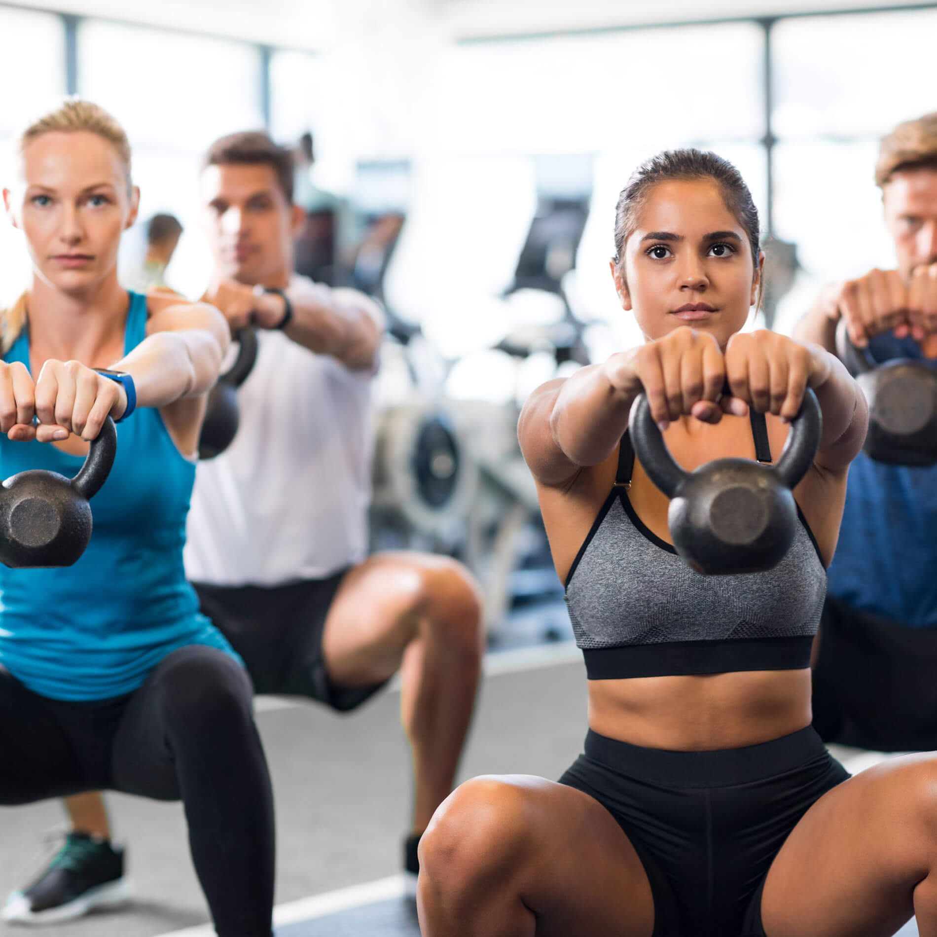 Fonta Roz Kettlebell, Rebecca Mobili, Fonta, 6kg, Roz - eMAG.ro