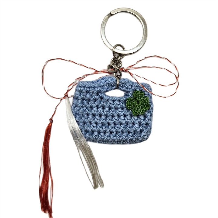 Horgolt kulcstartó - kék pénztárca, 4 cm