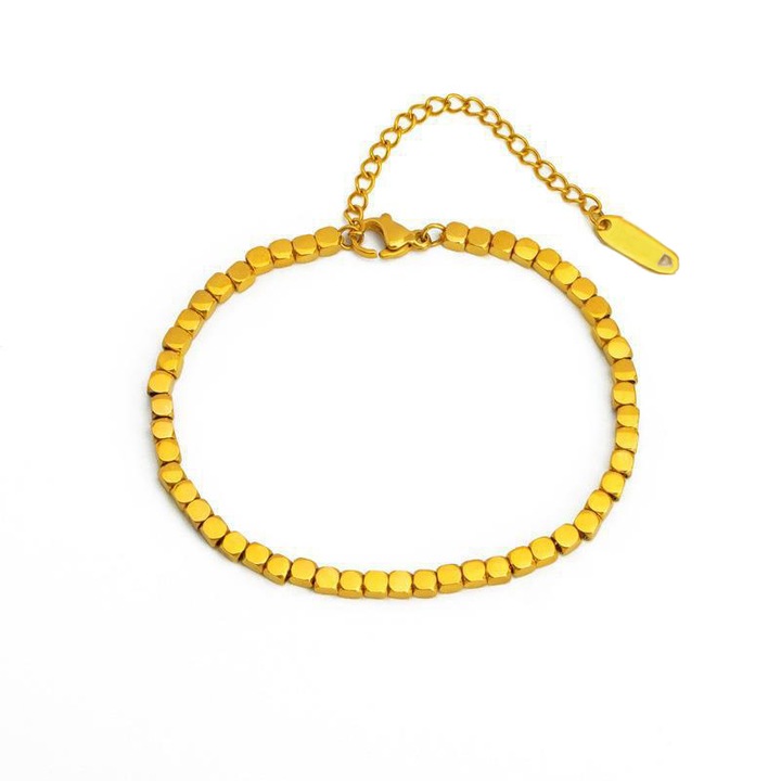 Bratara eleganta dama Fiarra® cu lant de otel inoxidabil 316L, placat cu aur 18K, reglabila si inchidere lobster, calitate premiumu lobster