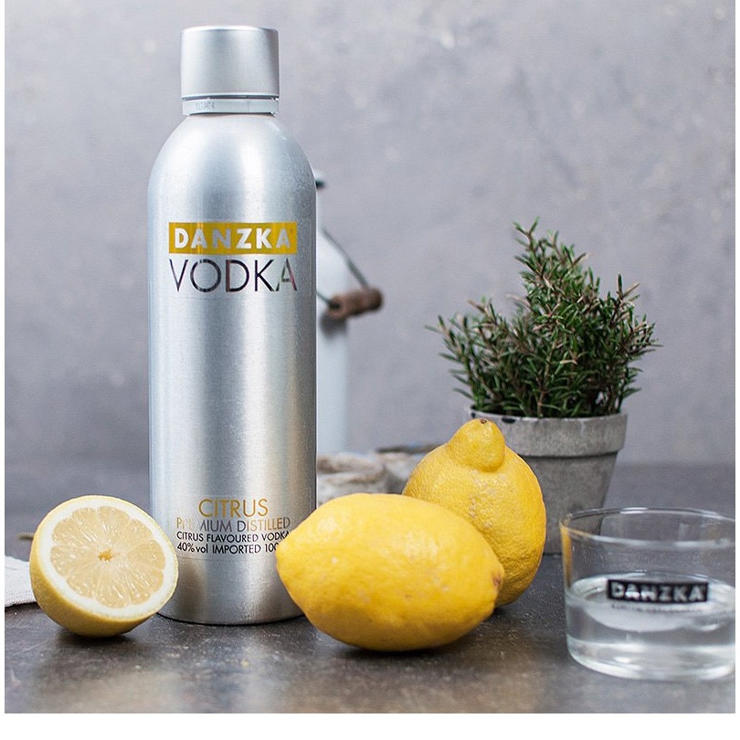 Vodca Danzka Citrus, Flavoured Danish, 40%, 0.7l - eMAG.ro