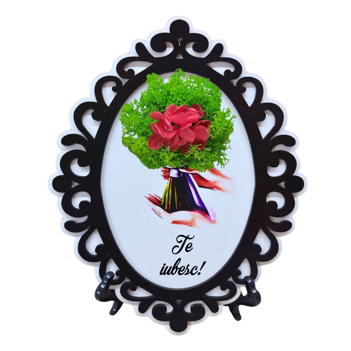 Tablou din lemn model brodat A5 (15x21 cm) - Te iubesc! - v2 decorat cu licheni stabilizati verzi si hortensii criogenate rosii