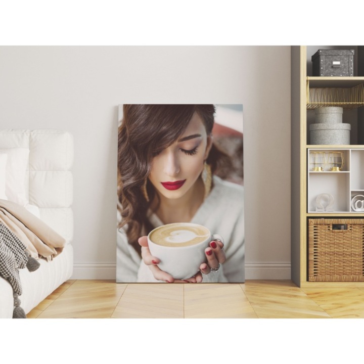 Tablou canvas, Femeie Savurand cafeaua, Priti Global, 35x50 cm