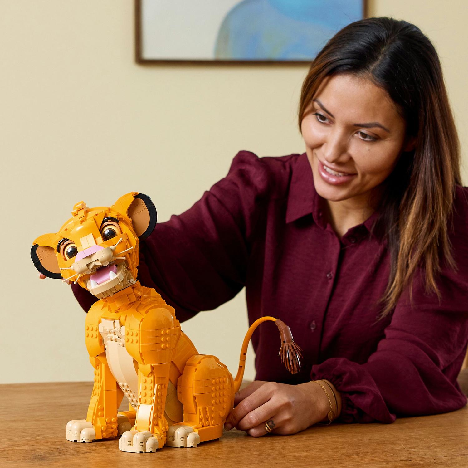 LEGO® Disney Classic - Adolescentul Simba, Regele Leu 43247, 1445