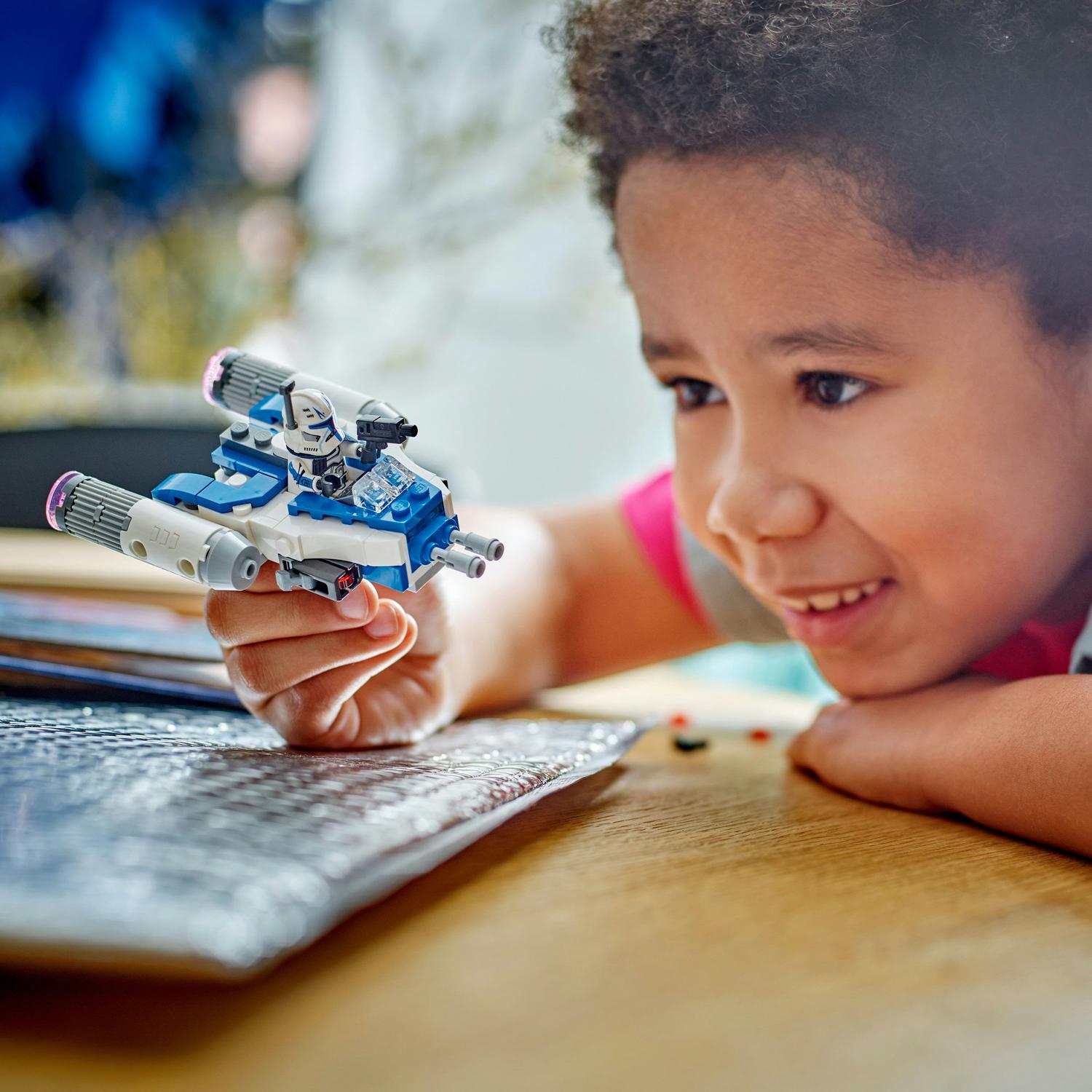LEGO® Star Wars™ - Micronava de lupta Y-Wing™ a Capitanului Rex