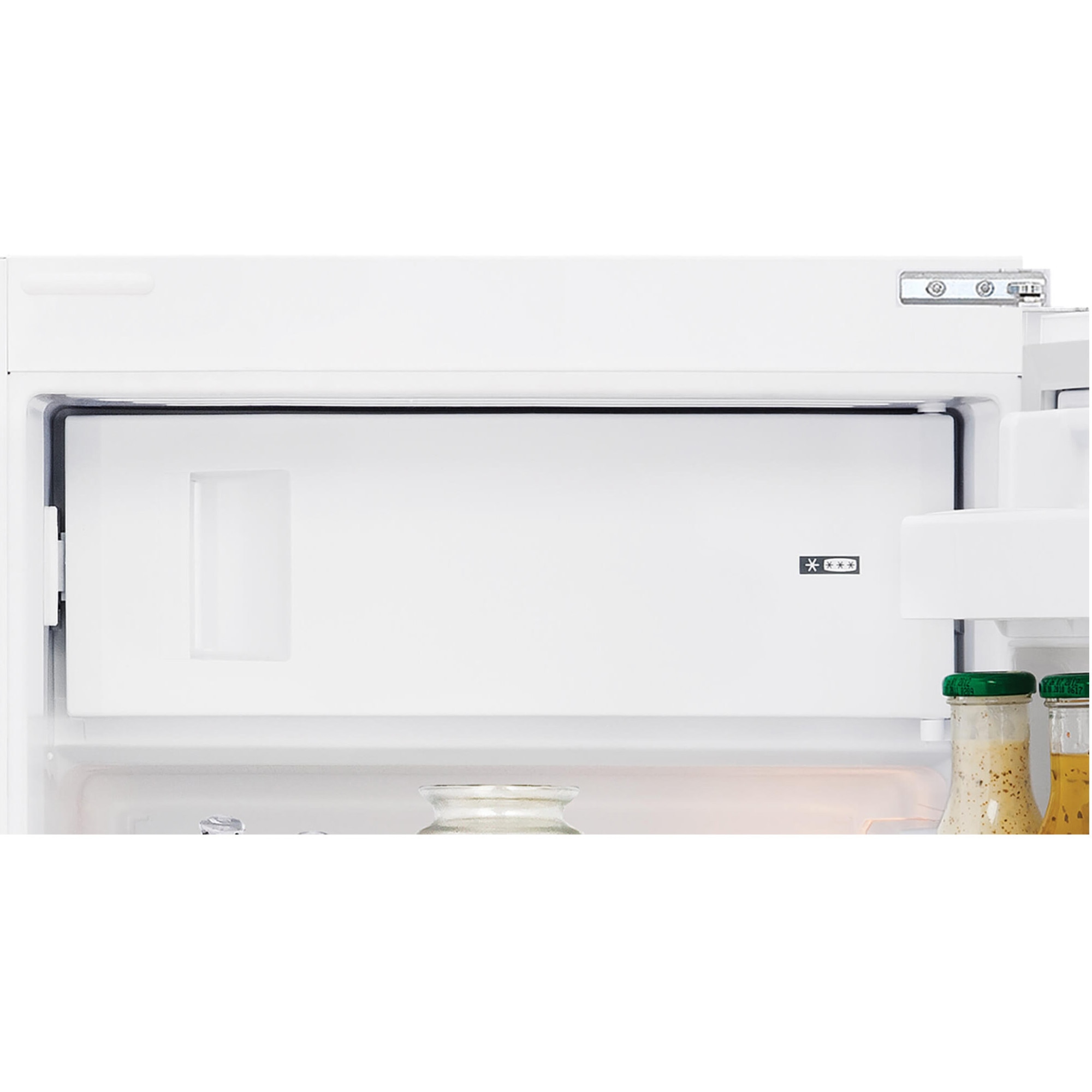 Frigider incorporabil Beko B1754N, 110 l, Clasa E, Rafturi ajustabile, Termostat reglabil, XXL Bottle holder, Cutie legume si fructe, Congelator, H 86,6 cm
