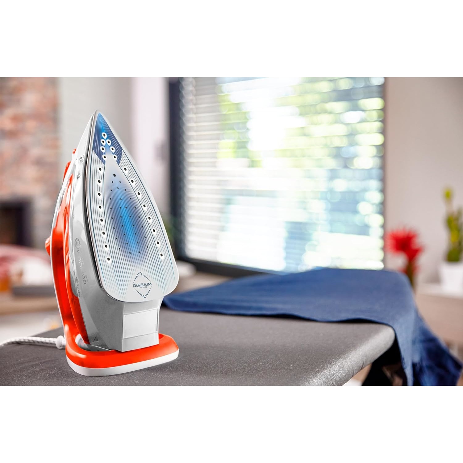 Fier de calcat cu aburi Tefal Easygliss Plus FV5738, 2800 W, 270 ml, 280g/min, Alb/Rosu