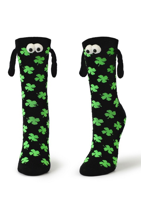 Sosete haioase, model vesel accesorizat cu manute cu magnet si ochisori, imprimeu norocos trifoi cu patru foi, tematica let's be friends, unisex, marime 36-42, negre, EFAYN