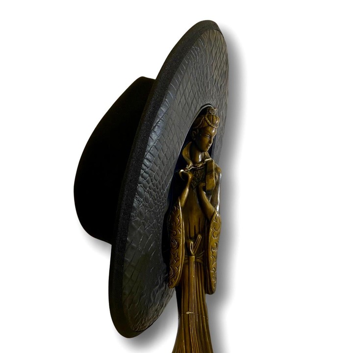 Palarie handmade fetru lana premium ‘’Black Mamba’’ Neagra, marime 56, 5 cm