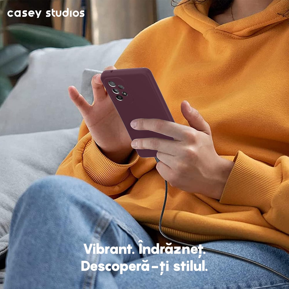 Husa CASEY STUDIOS™ compatibila cu Samsung Galaxy A53, Soft Silicone Premium, Microfibra in Interior, Rosu bordo, de Protectie, Ultra Slim, pentru Incarcare Wireless, Margini Ridicate pentru Protectia Ecranului si a Camerelor