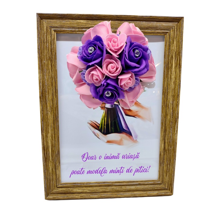 Tablou in rama A4 (30x21 cm) - Doar o inima uriasa poate modela minti de pitici! - v9 decorat cu flori de sapun mov - roz