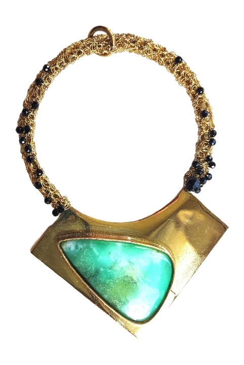 Pandantiv unicat de arta cu Crisopraz si Spinel, metal din gilt si alama, Auriu, 9 cm