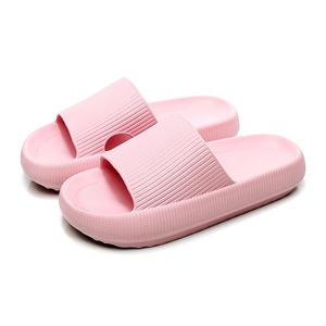 Slapi, papuci, saboti dama