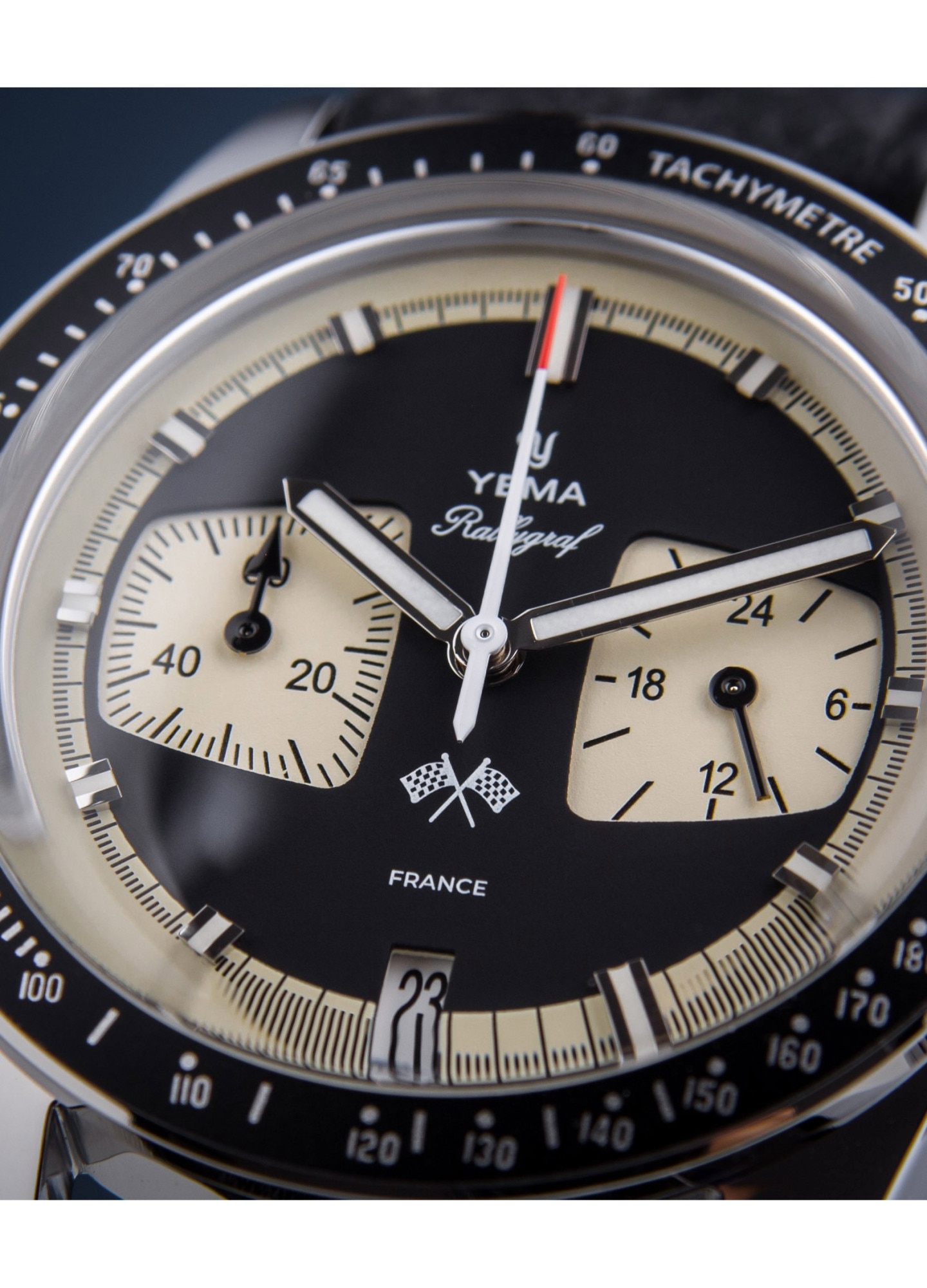Ceas YEMA Rallygraf Reverse Panda Chronograph, mecanism Quartz